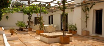 La Ciruela - Peaceful Seaview Villa with Heated pool