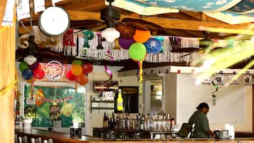 Bar (en el alojamiento)