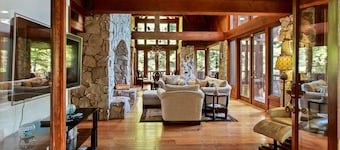 Yosemite Scenic Wonders - Fish Camp Area