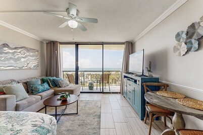 San Luis Resort studio with Gulf view, pool, hot tub, fitness room & firepit