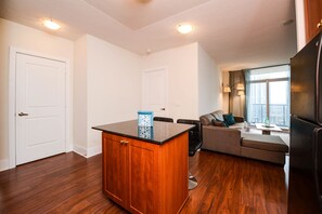 Room - Sarkar Suites - 330 Burnhamthorpe Road (Mississauga)