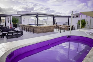 Sun deck