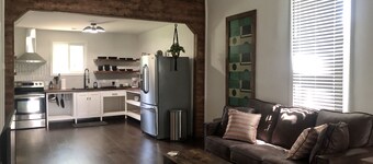 Chic Charming Private Home - Enjoy a unique Nashville.