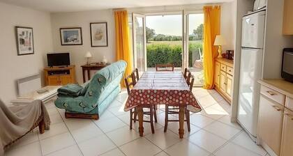 Attractive T3 detached house with terrace and views over the garrigue.