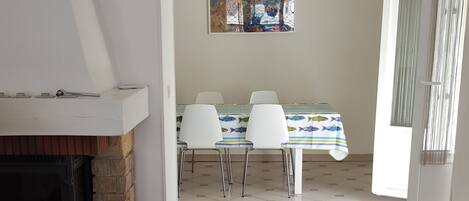 تناول الطعام