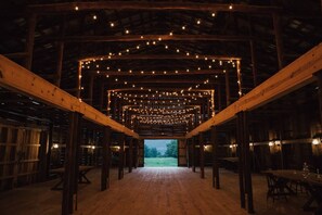 Dining - The Tiny House at Paint Rock Farm. All amenities of Paint Rock Farm available! (Hot Springs)