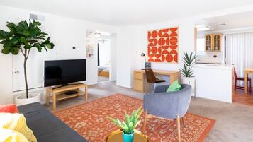 2 quartos, ferros/tábuas de passar roupa, Wi-Fi, roupa de cama