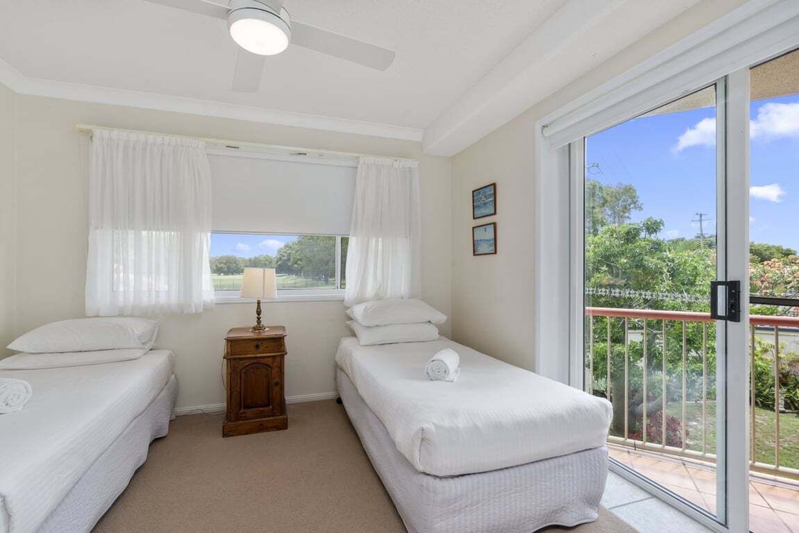 3 chambres, fer et planche à repasser, draps fournis