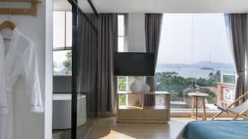 Premier Double Room | Free WiFi, bed sheets
