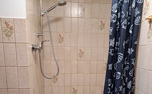 Dusche, Haartrockner, Seife