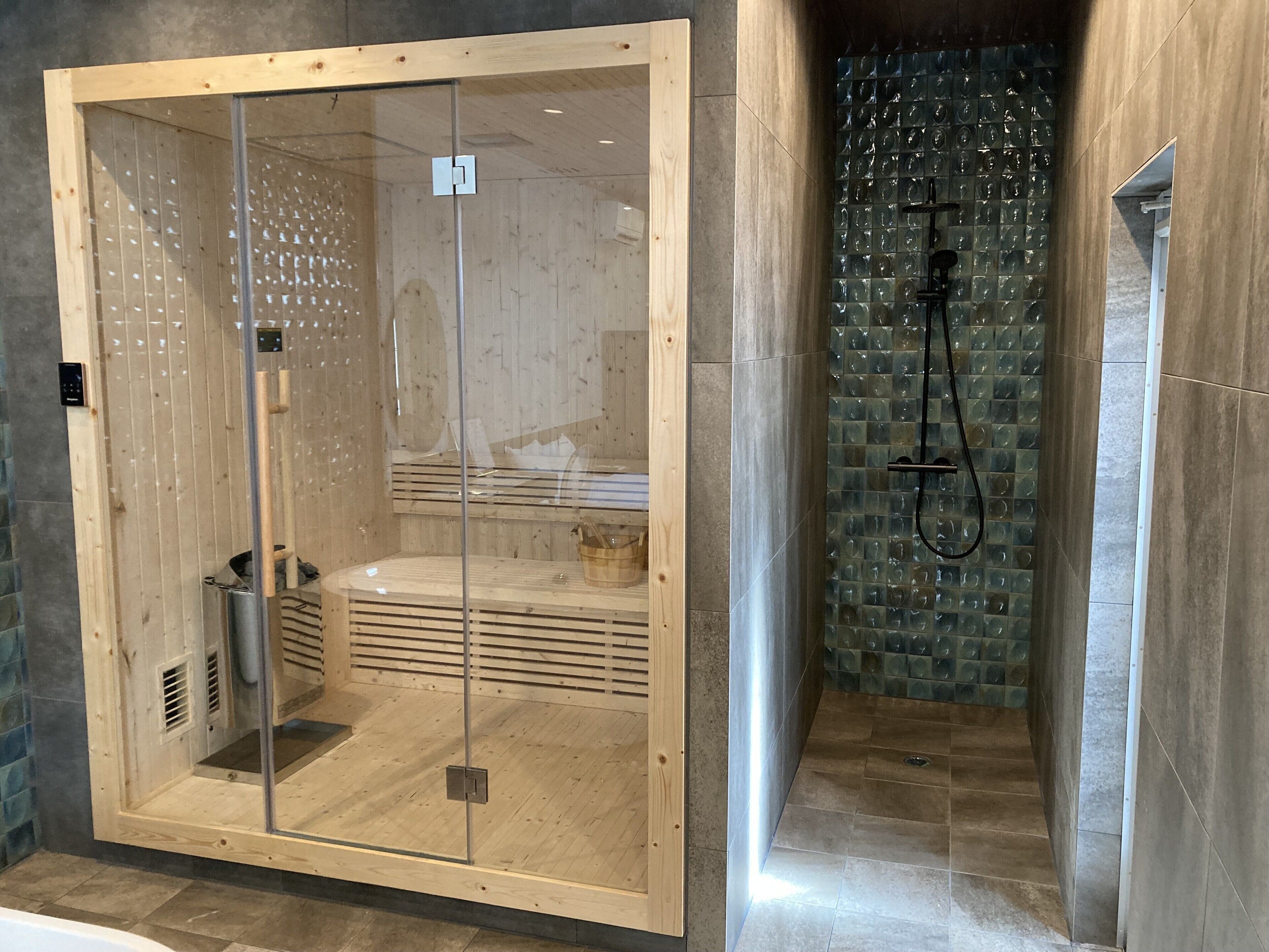 Double Room | Bathroom