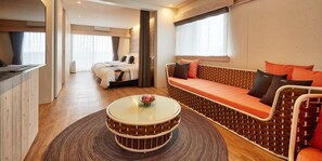 三人房, 多張床 | 獨特設計、獨特裝修、書桌、遮光窗簾/窗簾