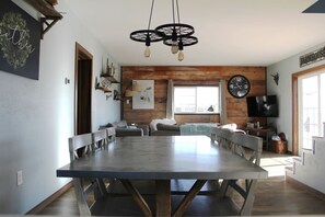 Dining - 1900 FARMHOUSE (Wausau)