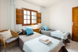 3 Schlafzimmer, kostenloses WLAN, Bettwäsche