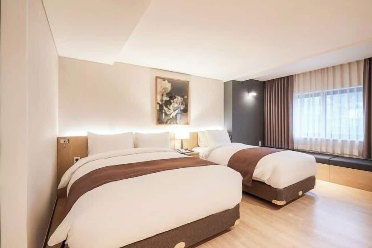 1 habitación, ropa de cama de alta calidad y minibar