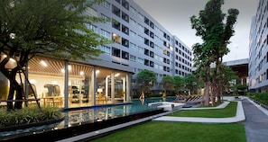 Pool - Gfeel 8, Comfortable room, gym, pool,BTS (Bangkok)