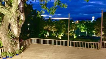 House, 3 Bedrooms | Terrace/patio