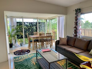 Casa, 2 camere da letto | Area soggiorno | TV a schermo piatto