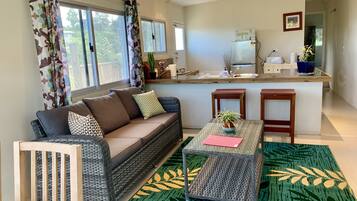 House, 2 Bedrooms | Living area | Flat-screen TV