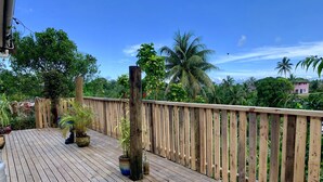 House, 2 Bedrooms | Balcony - 2 Bedroom Apartment at Delainavesi Home (Suva)