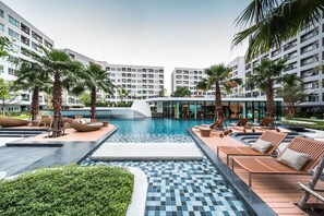 Pool - Gfeel Studio F7 near BTS WI-FI Pool GYM (Bangkok)