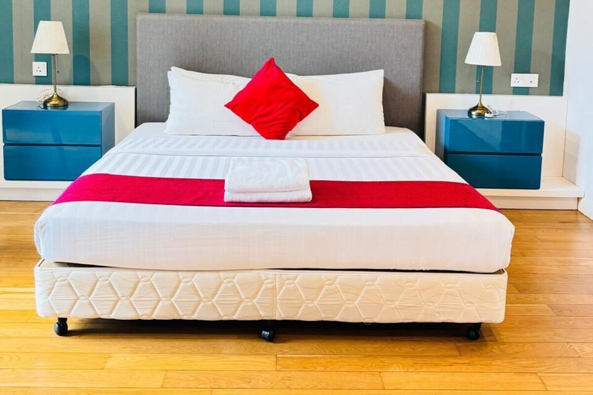 Deluxe Apartment, 2 Bedrooms | Desk, blackout curtains, soundproofing, iron/ironing board