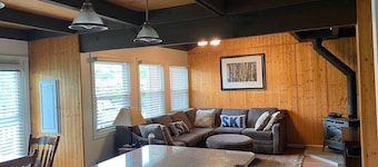 Spacious 3 BR Condo - Family and Pet Friendly