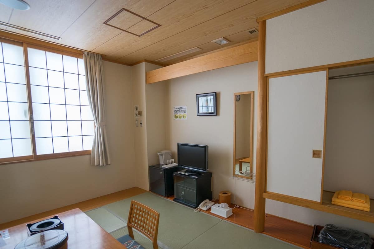 Chambre (Japanese Style for 4 Guests)