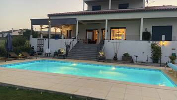 Piscine extérieure, piscine chauffée