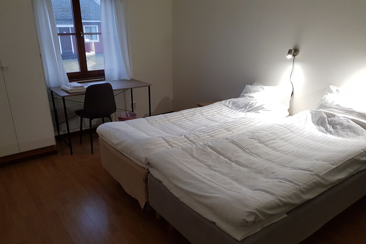 Desk, laptop workspace, free WiFi, bed sheets