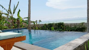 Outdoor pool - Sunset House Ceningan (Ceningan Island)