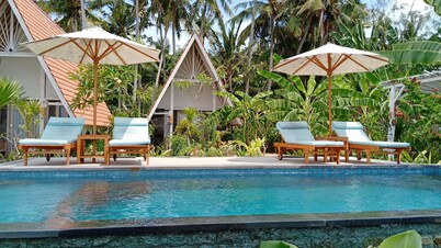 Sunset House Ceningan