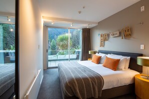 Apartment, 2 Bedrooms, 2 Bathrooms, Mountain View | 2 bedrooms, laptop workspace, iron/ironing board, cribs/infant beds - Kent Street Apartments Element Escapes (Queenstown)