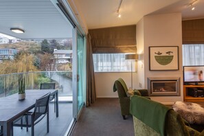 Interior - Kent Street Apartments Element Escapes (Queenstown)