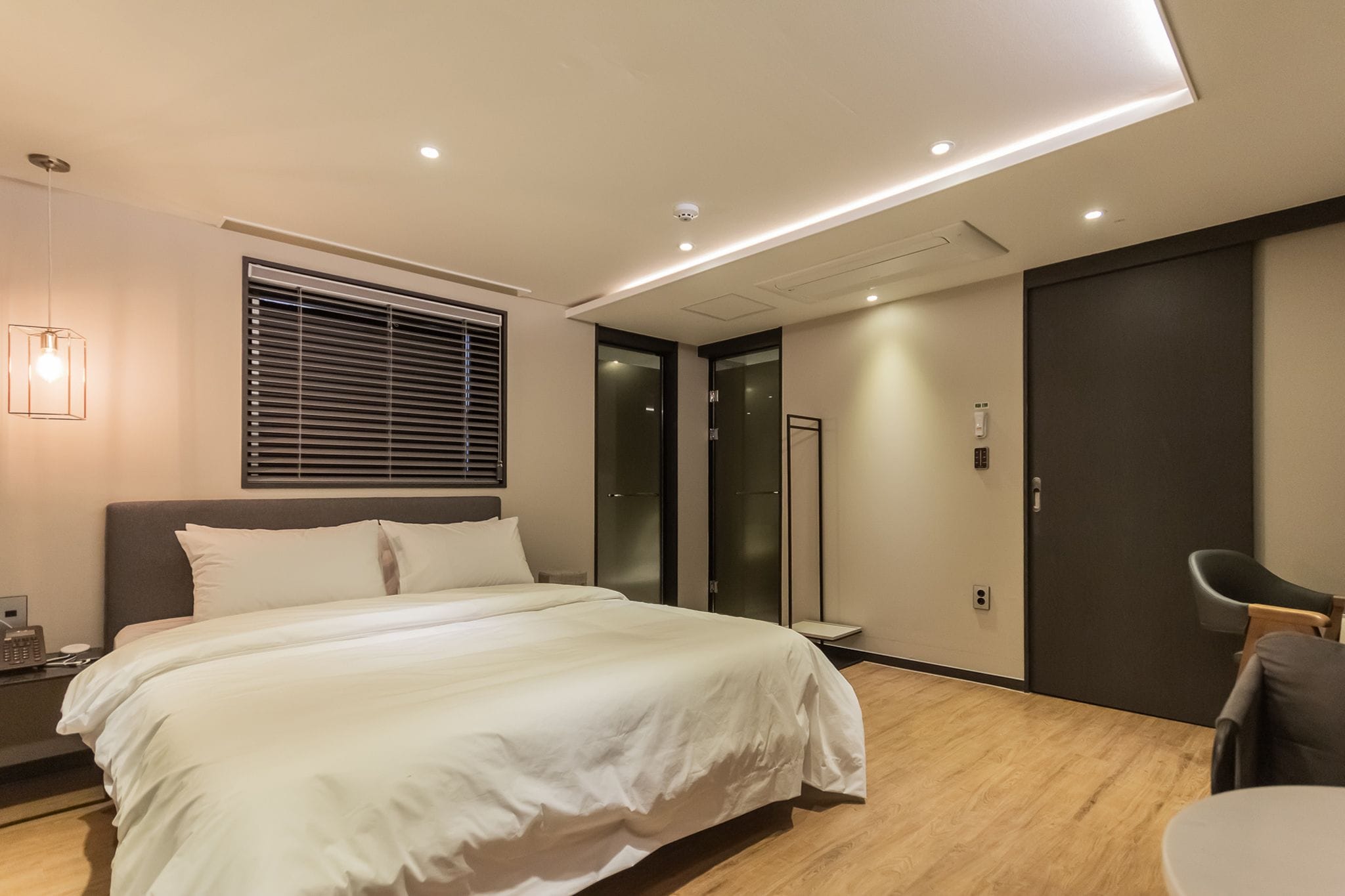 Standard Double Room | Laptop workspace, soundproofing, free WiFi, bed sheets