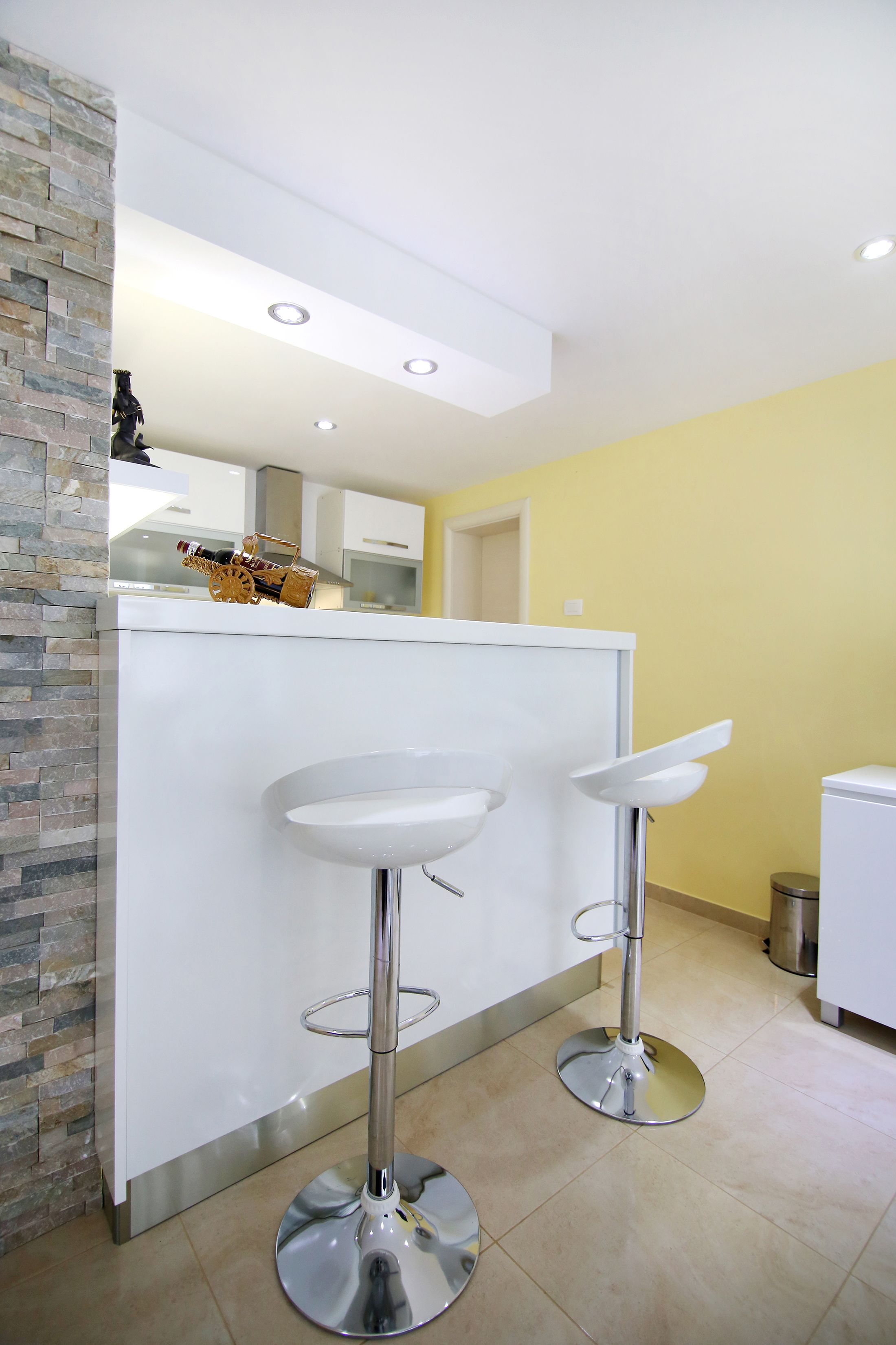 하우스, 침실 4개, 전용 수영장 | 거실 공간 | 평면 TV, DVD 플레이어