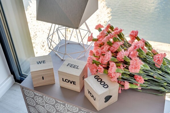 Departamento Deluxe, 1 cama matrimonial y sofá cama, vista al río | 1 habitación, sábanas de algodón egipcio y ropa de cama de alta calidad 