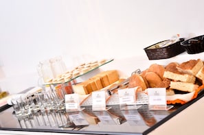 Desayuno buffet incluido todos los días