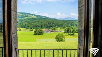 Superior Comfort Double Room | Individually decorated, individually furnished, blackout drapes