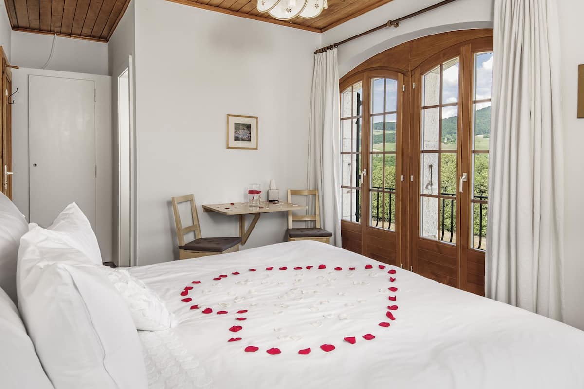 Individually decorated, individually furnished, blackout drapes