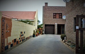 Property entrance - Horus Guesthouse (Walvis Bay)