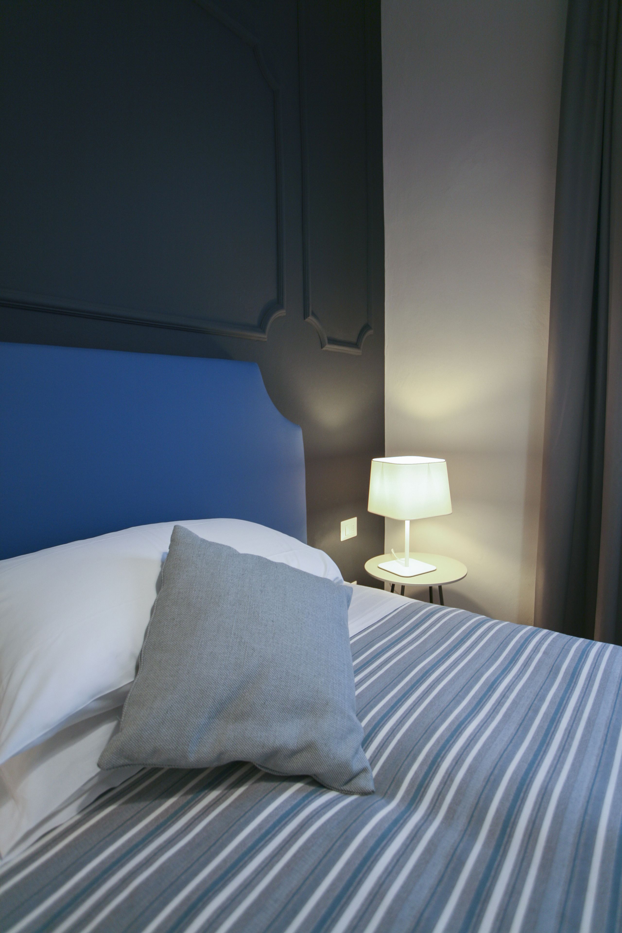 standard triple room | minibar, in-room safe, desk, blackout curtains