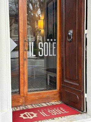 Entrada de la propiedad