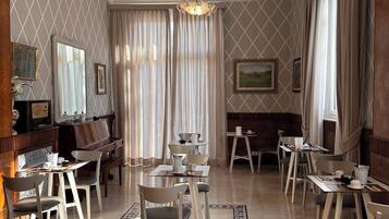 Daily buffet breakfast (EUR 12 per person)