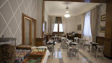 Daily buffet breakfast (EUR 8 per person)