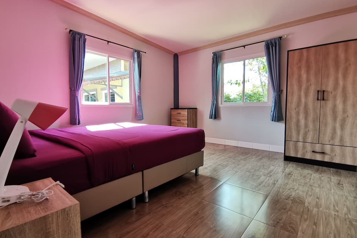 2-Bedroom | Free WiFi
