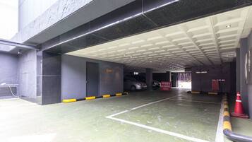 Free self parking