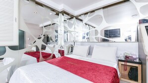 غرفة ديلوكس (1 King-size Mattress) | مكتب وواي فاي مجانًا وملاءات أسرّة