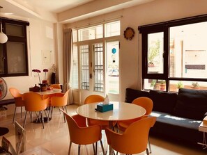 Kawasan tempat duduk lobi