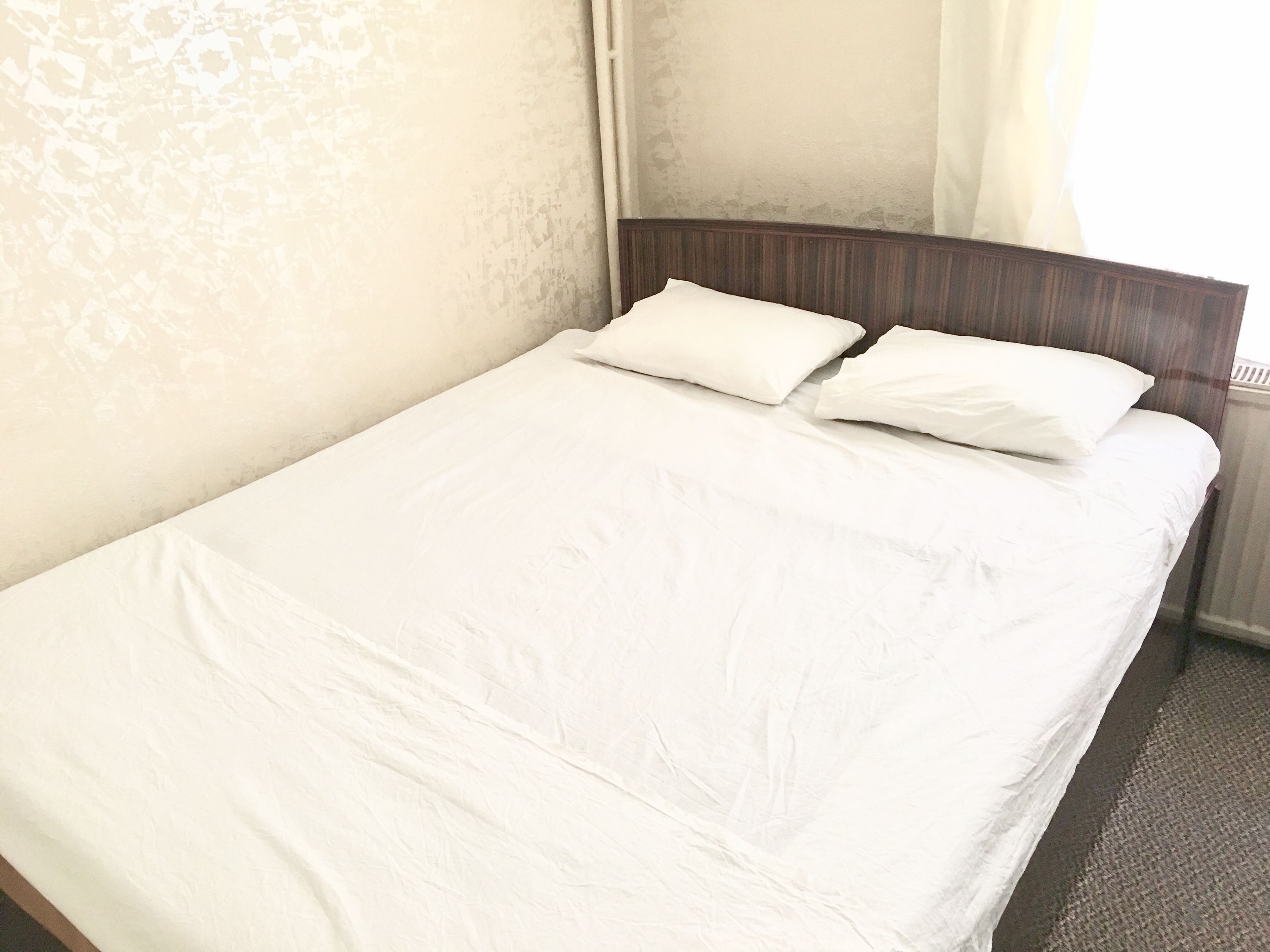 standard double room | in-room safe, desk, iron/ironing board, rollaway beds